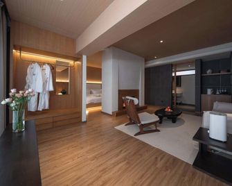 Shangri-La City Yunjian Songyue Hotel - Diqing