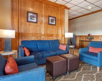 Comfort Inn & Suites Triadelphia - Wheeling - Triadelphia - Lounge