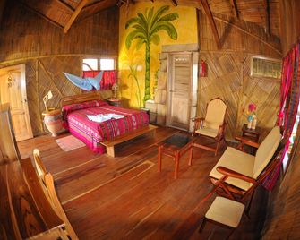 Azuluna Ecolodge - Puerto López
