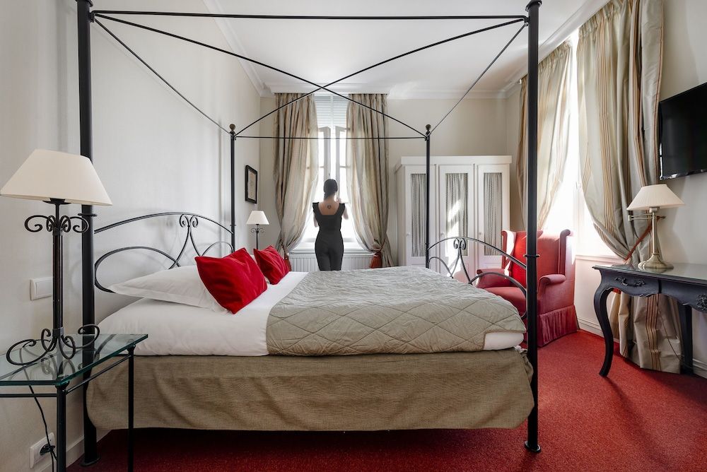 Hôtel de L'univers - Arras - Bedroom