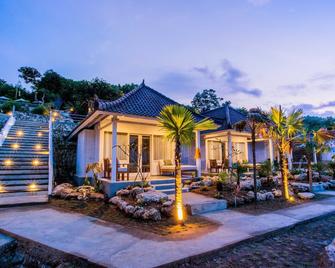 Bukit Taman Cottages - Nusa Penida - Building