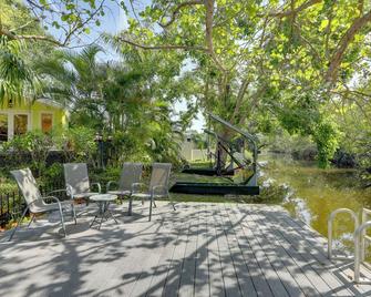 Waterfront Studio Less Than 1 Mi to Downtown Bradenton! - Bradenton - Patio