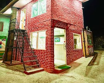Manali Curve Resort - Manali