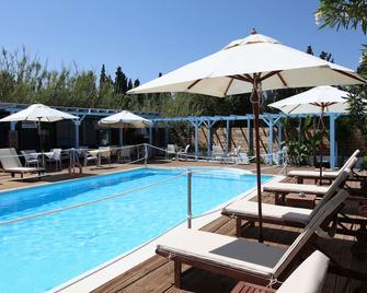 Villa Katerina - Parikia - Uima-allas