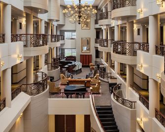 Premier Hotel Regent - איסט לונדון - לובי