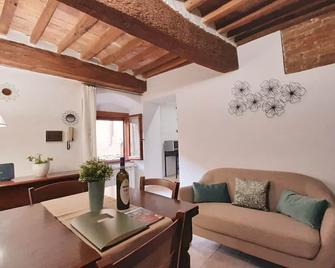 San Gimignano Apartments Vernaccia - San Gimignano - Comedor