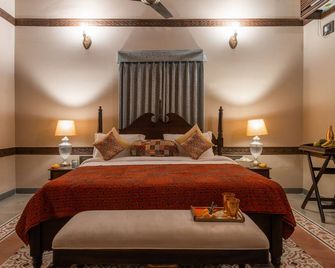 Tree of Life Darbargadh Dared - Бхавнагар