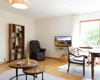 Ferienwohnung Auszeit - Losheim am See - Wohnzimmer