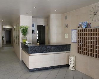 Hotel Atlantic - ลูร์ด - แผนกต้อนรับส่วนหน้า