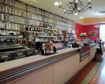 Villa Tardioli - Arielli - Bar