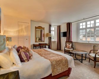 The Crown Hotel - מיינהד - חדר שינה