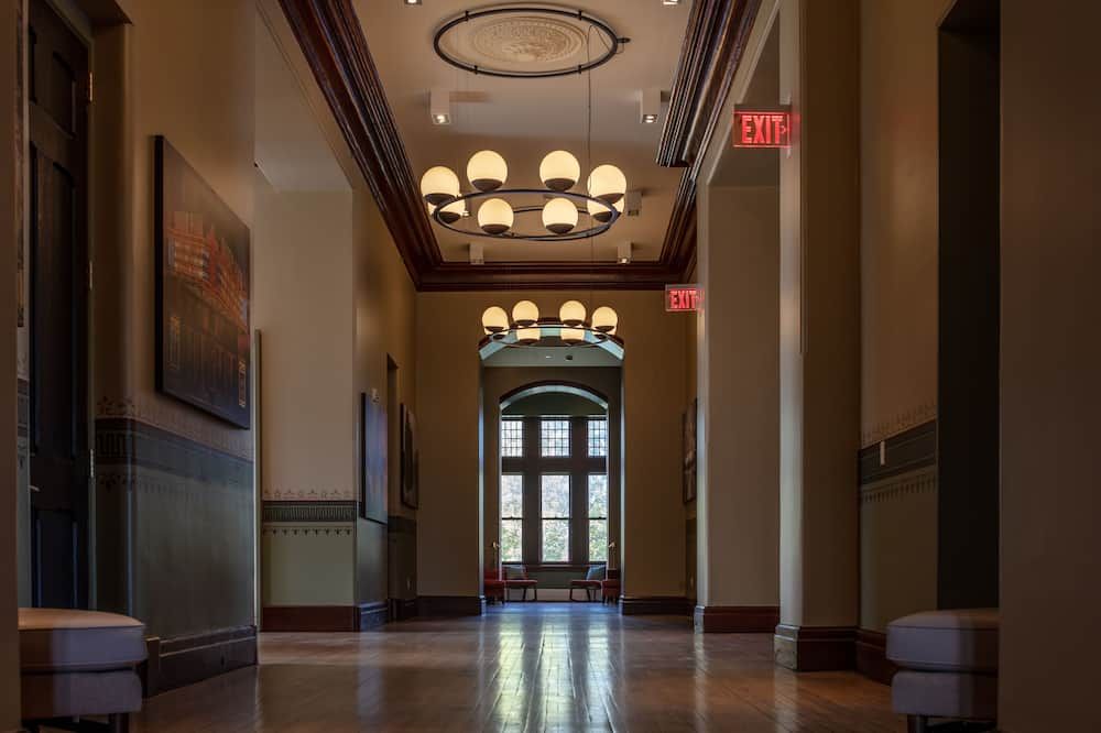 The Richardson Hotel - Buffalo - Gang