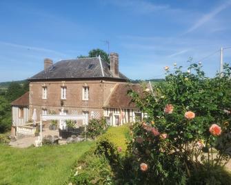 Camden House - Aubry-le-Panthou - Edificio