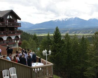 Rocky Mountain Springs Lodge - Radium Hot Springs