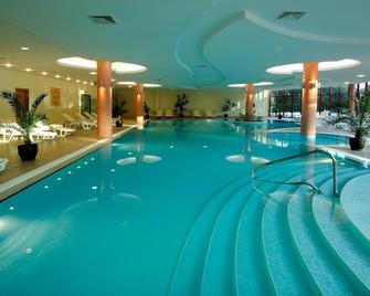 Helios Spa - Goldstrand - Pool