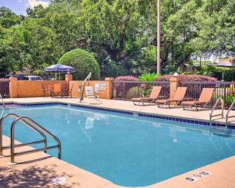 Comfort Inn Pensacola - University Area - Pensacola - Pool