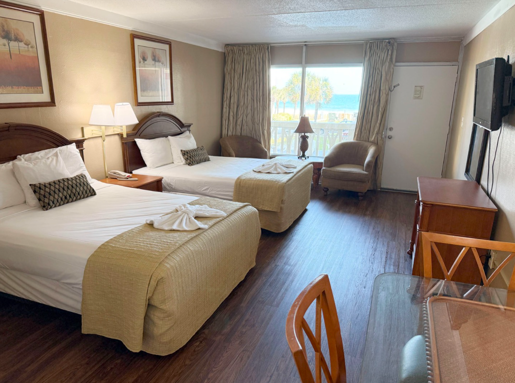 Oceanfront Viking Motel - Myrtle Beach - Habitación