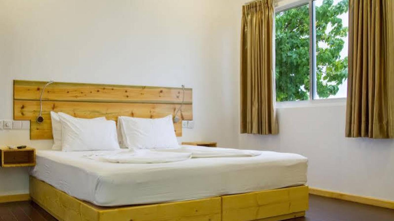 رويال بيرل إن