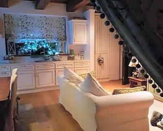Bed&breakfast La Badia - Cantiano - Sala de estar