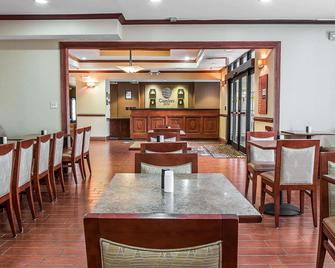 Comfort Inn & Suites University South - Ann Arbor - Restaurante