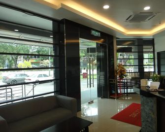 Hotel Seri Geliga - Chukai - Lobby