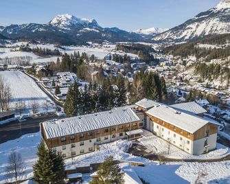 Hotel Jufa Bad Aussee - Bad Aussee - Outdoor view