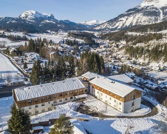 Hotel Jufa Bad Aussee - Bad Aussee - Vista esterna