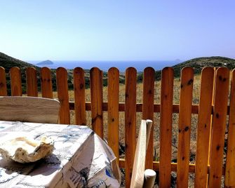 Agriturismo Glamping Erbe Matte - Sant'Antioco - Balcone