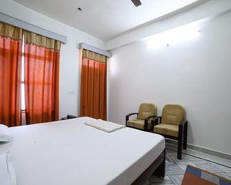 Hotel Pritam Palace - Hisar - Bedroom