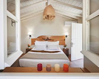 Villa Ira Skiathos Luxury Villa - Skiathos - Bedroom