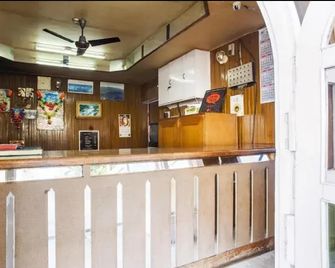 Hotel Sagar - Kausani - Front desk