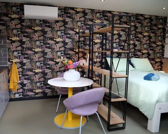 Sfeervol guesthouse, privé tuin en free parking - Rotterdam