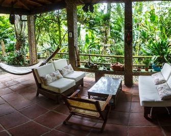 The Secret Buddha - Medellín - Patio