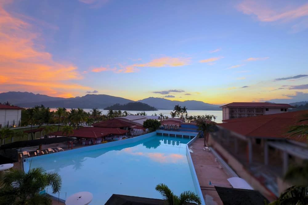 وايت روك بيتش هوتل + ووتربارك