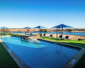 Rough Creek Lodge Ranch and Resort - Glen Rose - Bazén