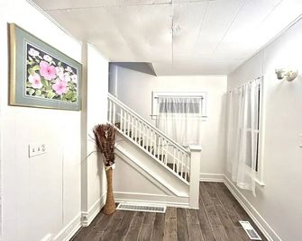 Housing Albert - Windsor - Pasillo