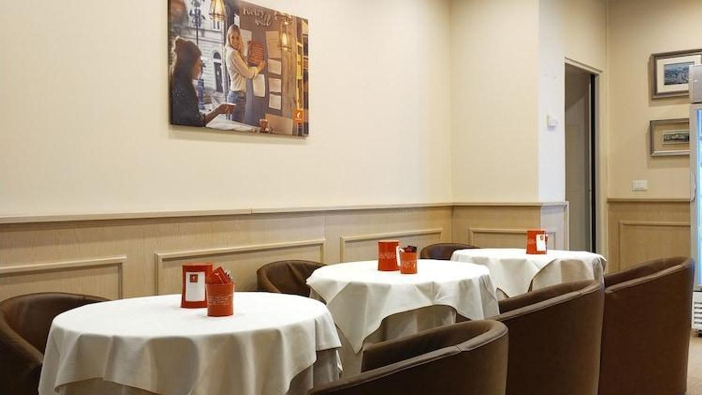 Hotel Floris