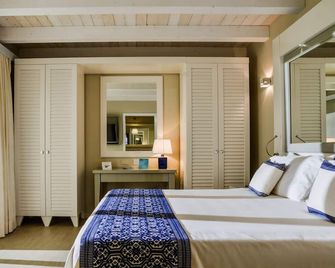 Forte Village Resort - Bouganville - Santa Margherita di Pula - Schlafzimmer