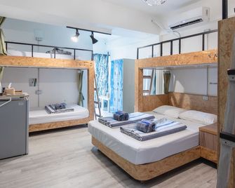 Eatzzz Hostel - קאושיונג - חדר שינה