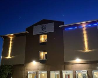 Route 66 inn & Suites - Miami - Edificio