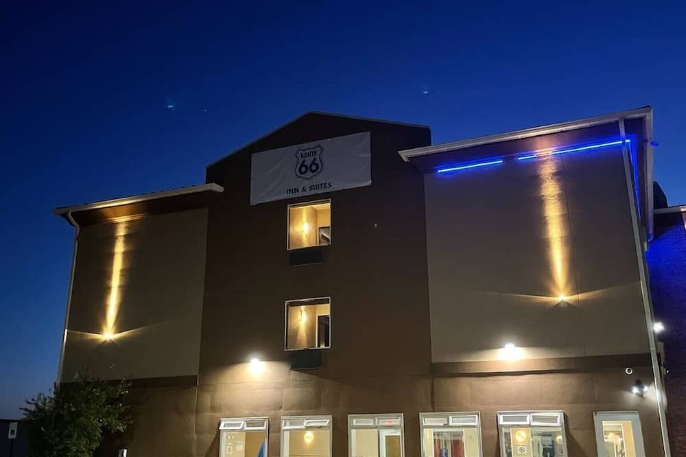 Comfort Inn & Suites Miami - Route 66 - Miami - Gebäude