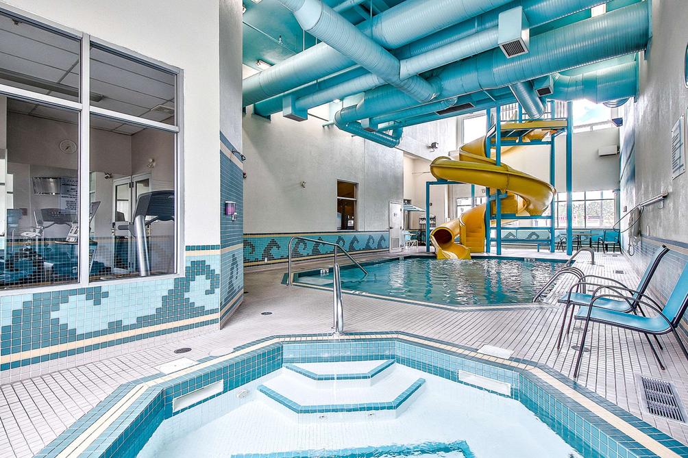 Comfort Inn Suites South 74 8 7 Calgary Hotel Deals
