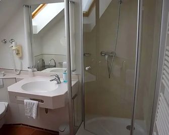 Hotel Lutter - ミュンヘン - バスルーム