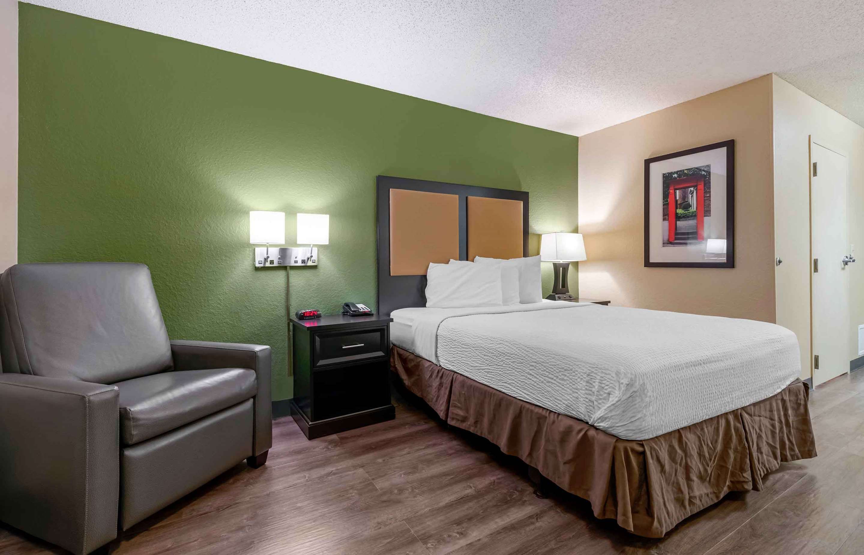 Extended Stay America Suites - Hampton - Coliseum - Hampton - Schlafzimmer