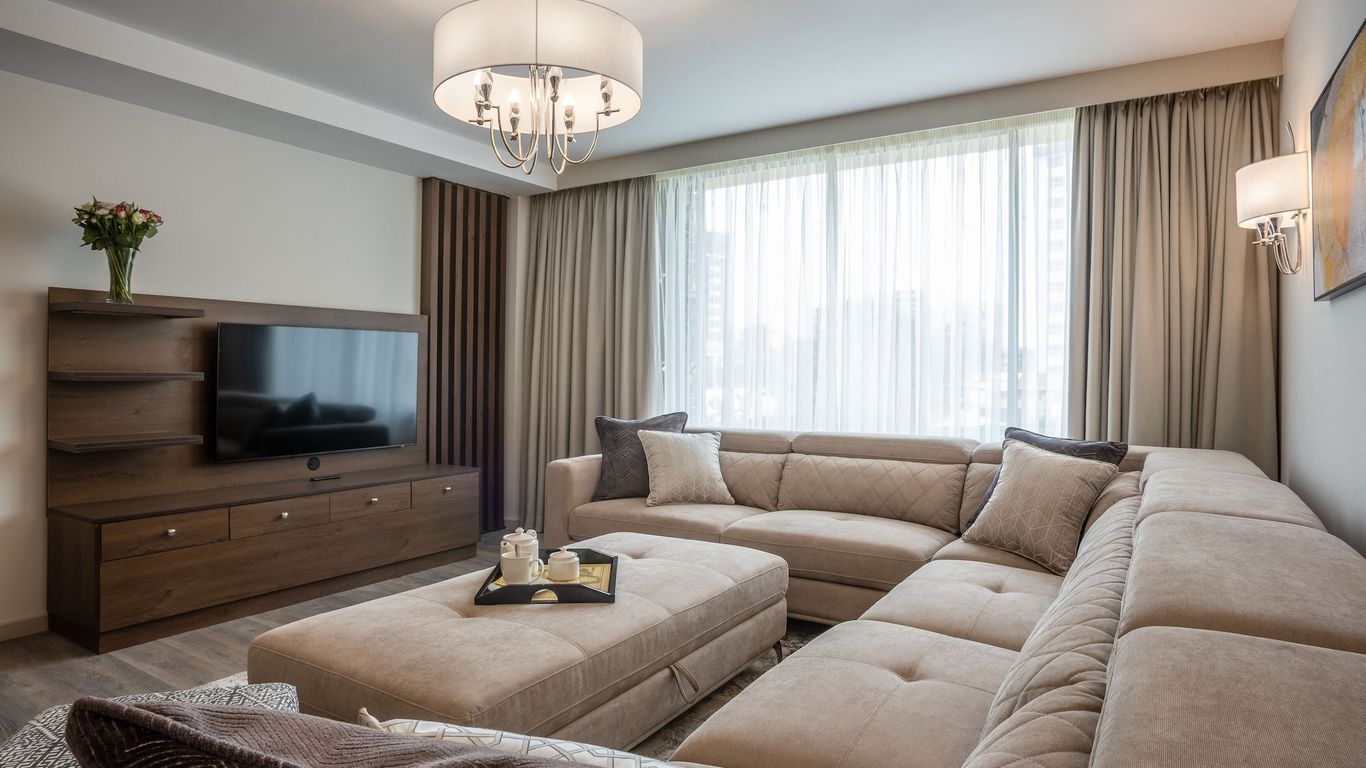 Yaya Hotel & Apartments