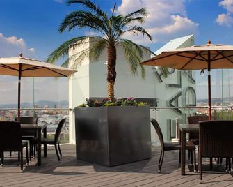 Hotel Real Alameda de Queretaro - קרטארו - פטיו