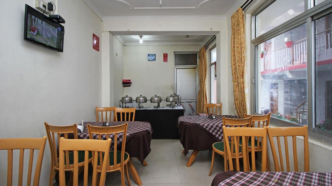 OYO Hotel Anuj Regency