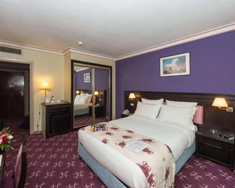 Hotel Toubkal - Casablanca - Phòng ngủ
