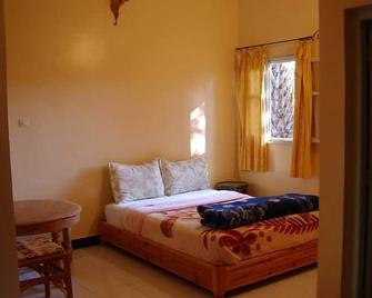 Guest House at the Jardin de Tamnougalt - Tamezmout - Bedroom