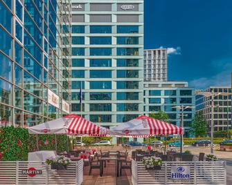 Hilton Warsaw City - Varsovia - Edificio